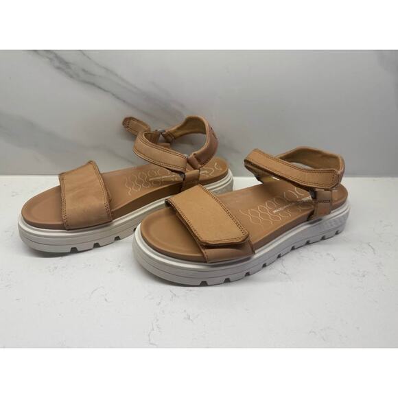 Timberland Women’s Size 7.5 Ray City Ankle Strap Sandal in beige nubuck leather - Picture 4 of 7